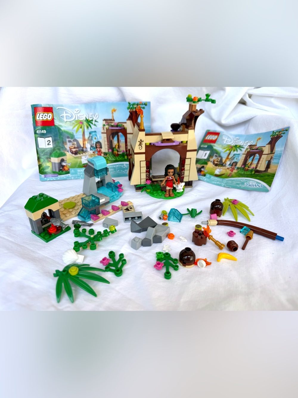 LEGO Disney: Moana's Island Adventure (41149) Manuals Included